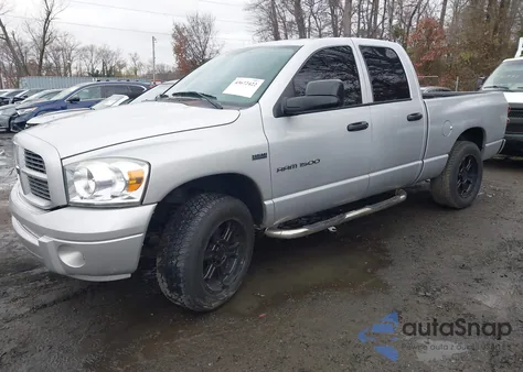 2007 Dodge Ram 1500 Slt/Trx4 Off Road/Sport из США, поврежденный, VIN 1D7HU18227S247964